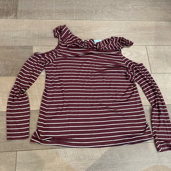 August Mist Burgundy White Striped Cold Shoulder Ruffle Knit Top L - Picture 8 of 9